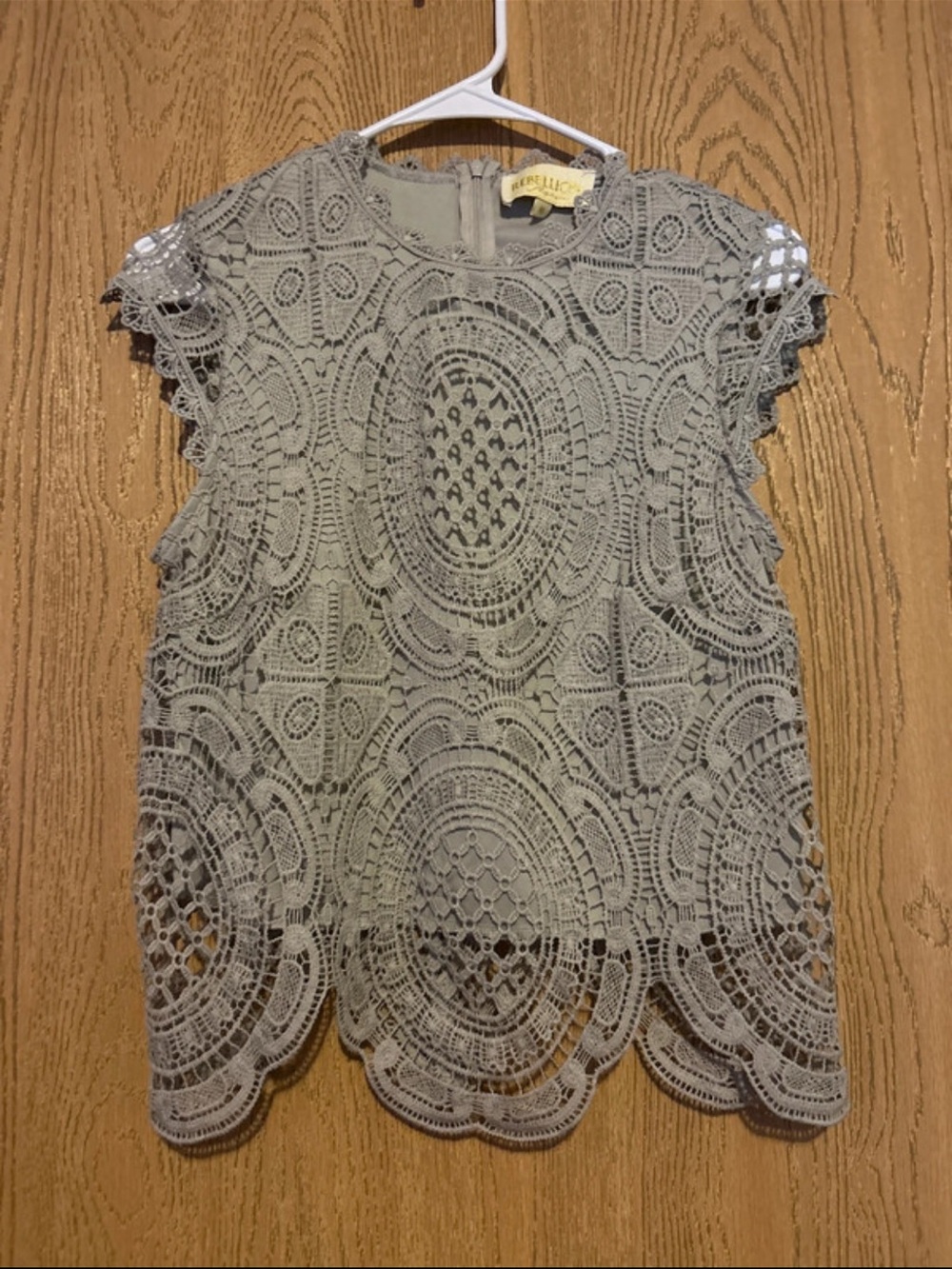 Rebellion Again Scalloped Crochet Lace Cap-Sleeve Top in Gray